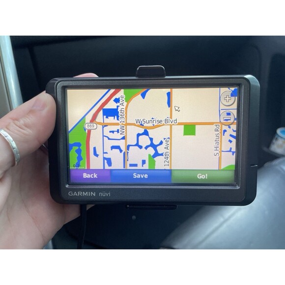 Garmin nuvi 2589LMT 5" GPS Navigator And Window Attachment  TESTED - Picture 8 of 10